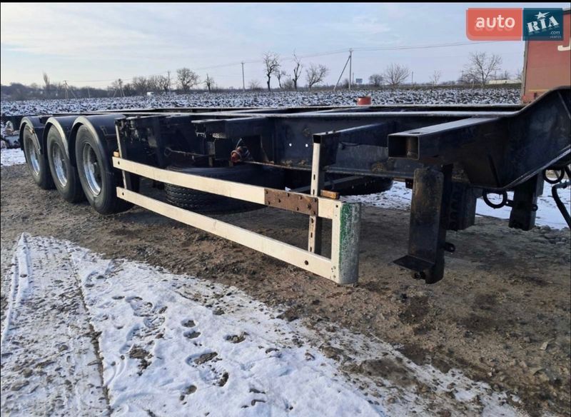 Контейнеровоз Krone SDC 2000 в Одессе