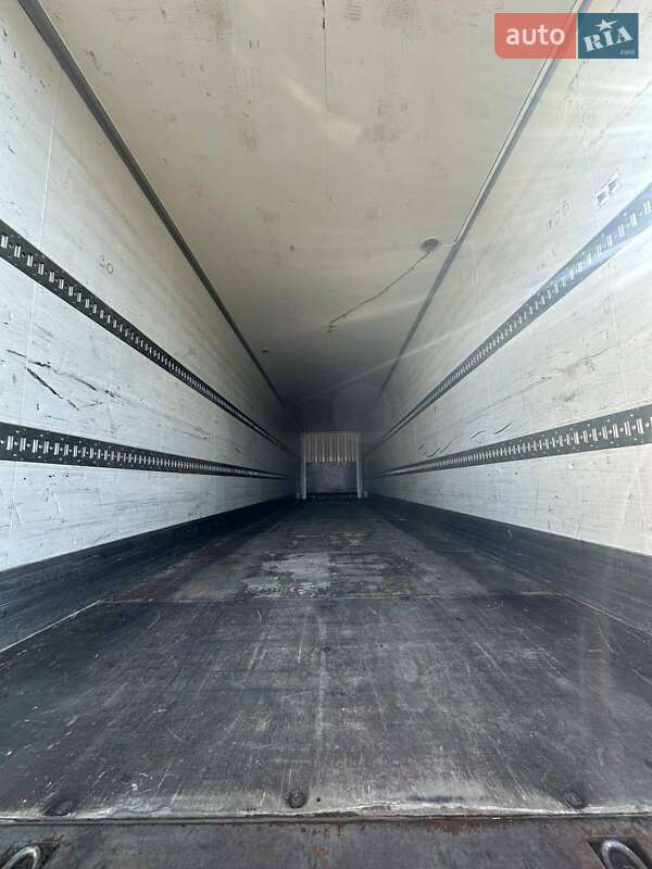 Изотермическая будка Krone SDK 2010 в Киеве фото 7 Изотермическая будка Krone SDK 2010 в Киеве