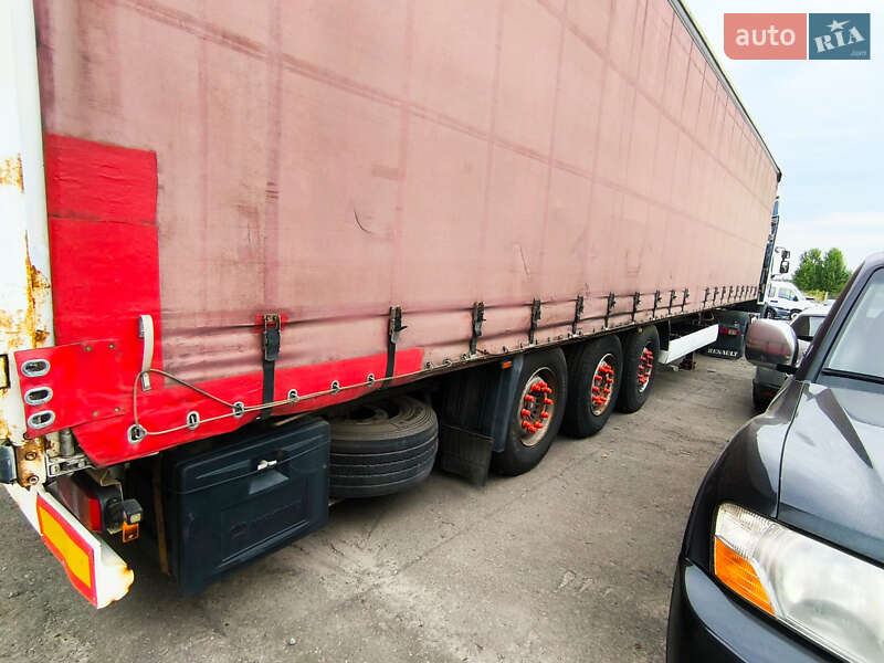 Тентований борт (штора) - напівпричіп Krone SDP 27 2006 в Рівному