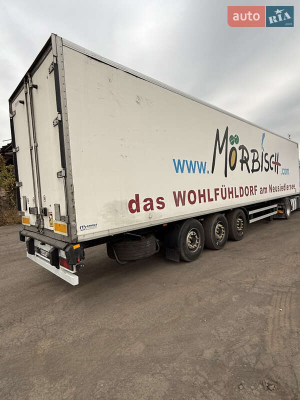 Рефрижератор полуприцеп Krone SDP 27 2002 в Ужгороде