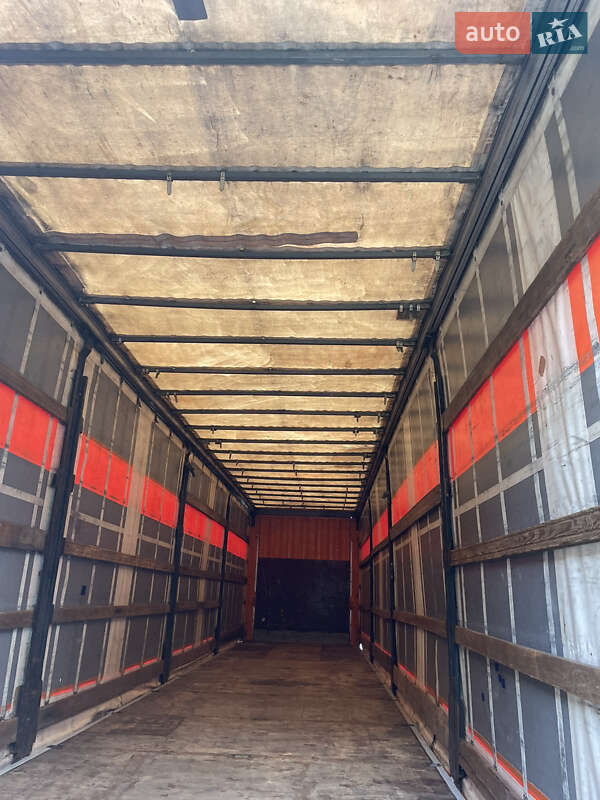 Тентованный борт (штора) - полуприцеп Krone SDP 27 2002 в Вышгороде