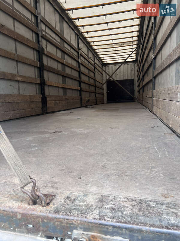 Тентованный борт (штора) - полуприцеп Krone SDP 2005 в Львове