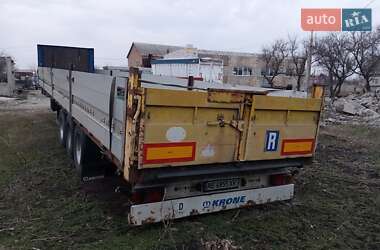 Тентованный борт (штора) - полуприцеп Krone SDR 27 2006 в 