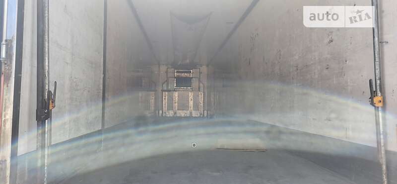 Рефрижератор полуприцеп Krone SDR 27 2004 в Житомире