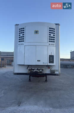 Рефрижератор напівпричіп Krone SDR 27 2005 в Дніпрі