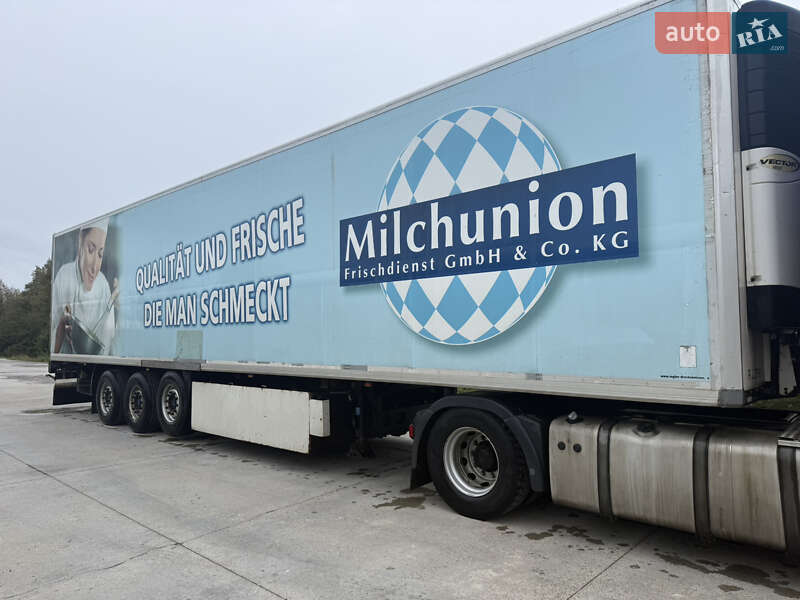 Рефрижератор напівпричіп Krone SDR 27 2005 в Чернівцях