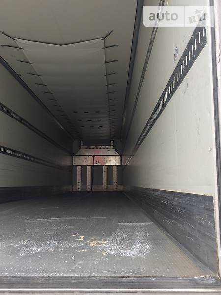 Рефрижератор напівпричіп Krone SDR 2010 в Вишневому