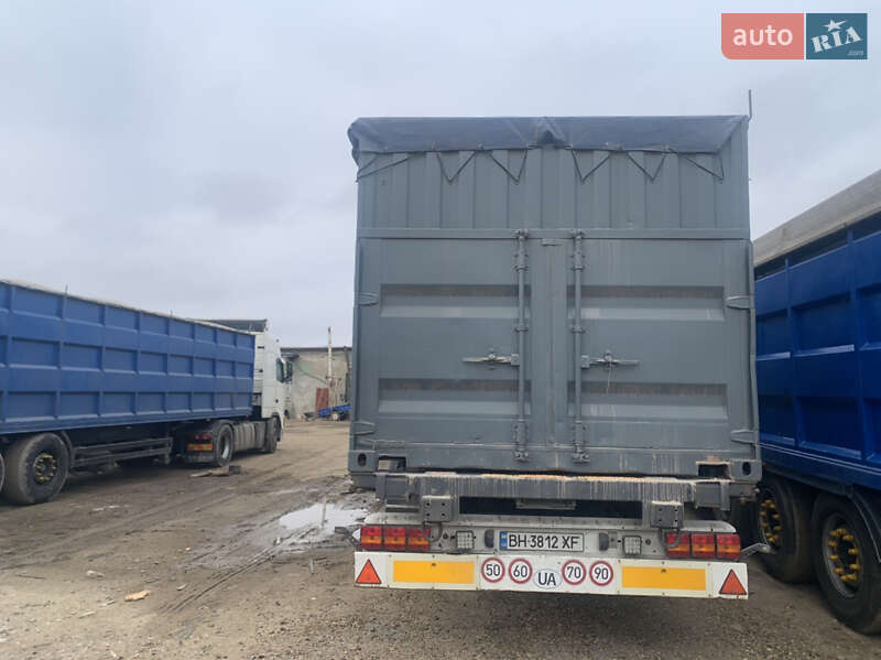 Контейнеровоз Krone SN 2008 в Одесі