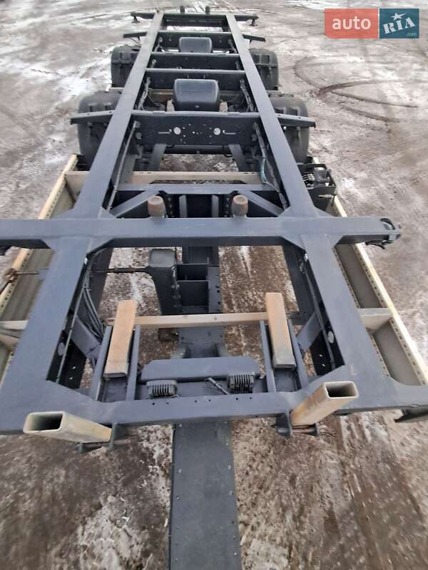 Контейнеровоз Krone ZZ 2016 в Черновцах