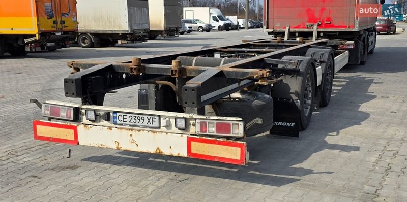 Контейнеровоз Krone ZZ 2015 в Львові