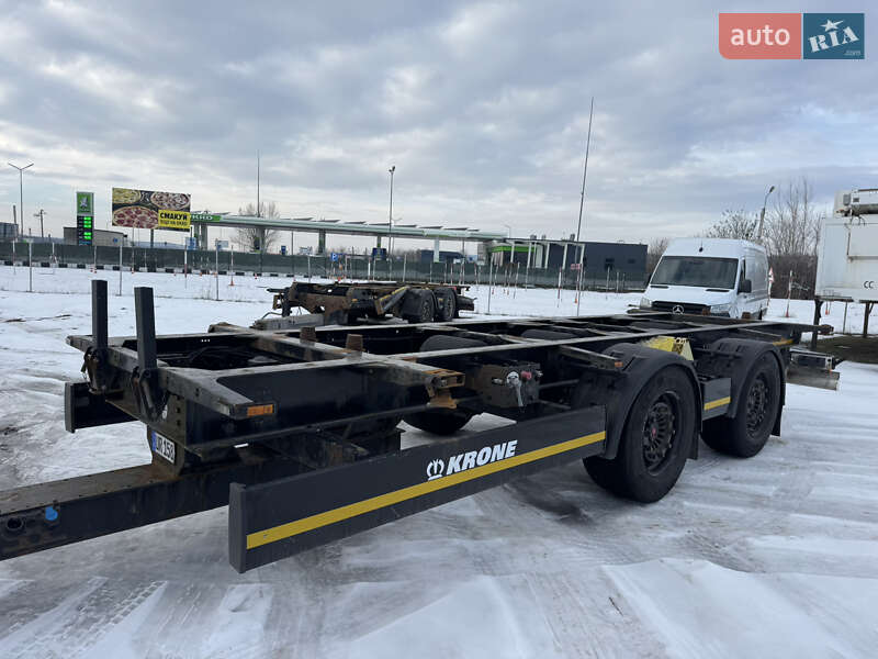 Контейнеровоз Krone ZZF 2015 в Чернівцях