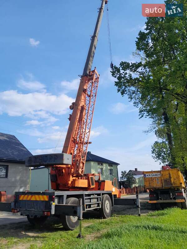 Автокран Krupp КМК 1998 в Тернополе