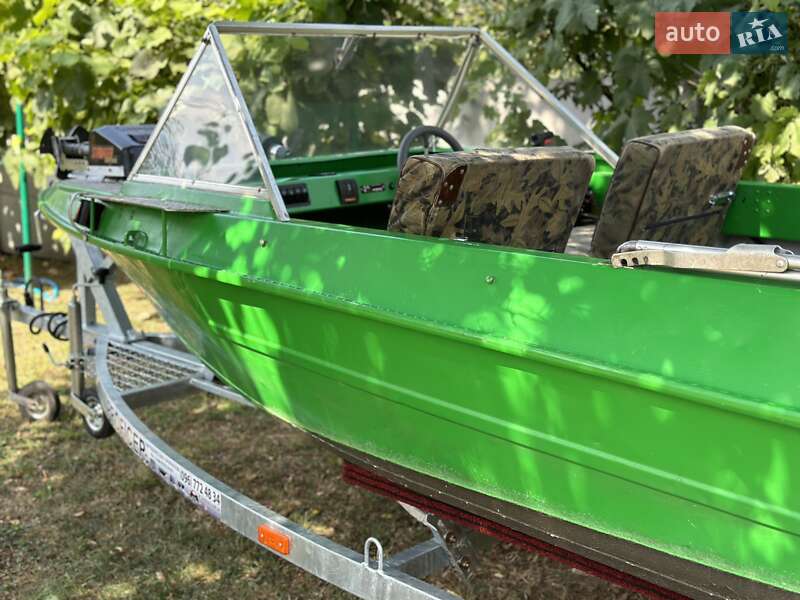 Катер Крым 1 1978 в Киеве