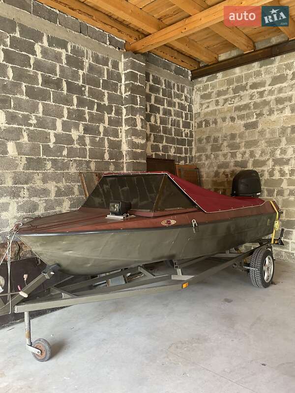 Лодка Крым 1 1978 в Ивано-Франковске фото 12 Лодка Крым 1 1978 в Ивано-Франковске