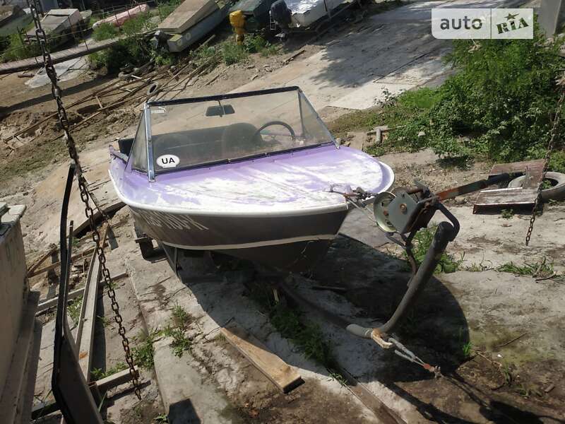 Човен Крим 2м 1980 в Запоріжжі