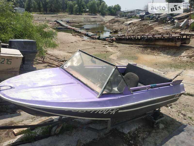 Човен Крим 2м 1980 в Запоріжжі