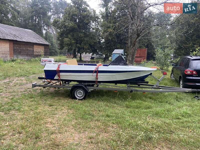 Човен Крим Крым 1978 в Києві фото Човен Крим Крым 1978 в Києві