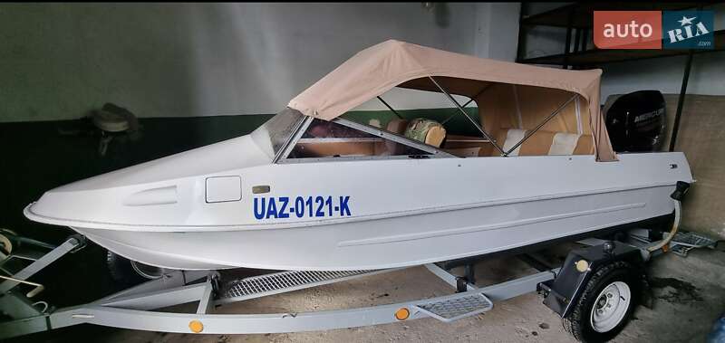 Лодка Крым Крым 1983 в Запорожье