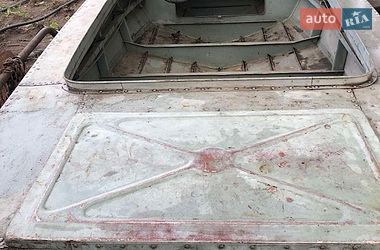 Човен Крим М 1990 в Кривому Розі