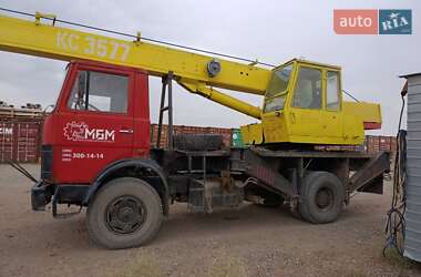 Автокран КС 3577 1987 в 