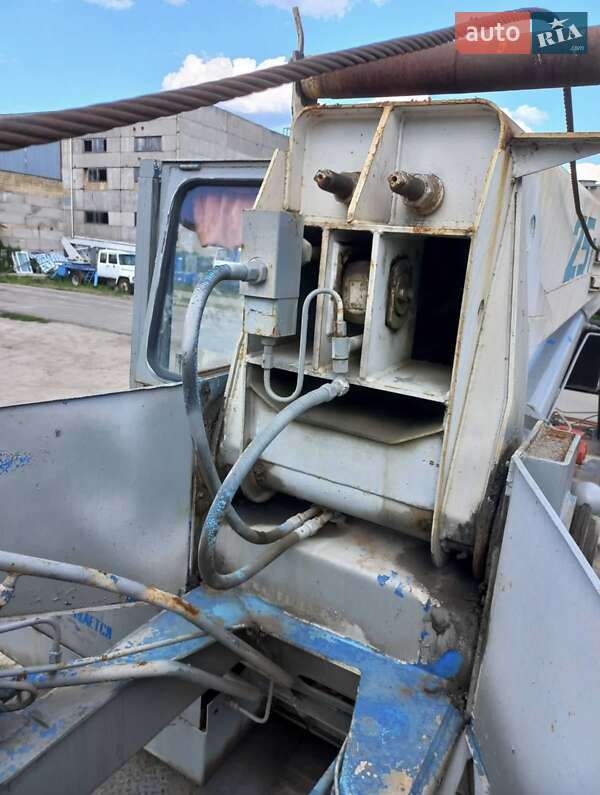 Автокран КС 55713 2009 в Киеве