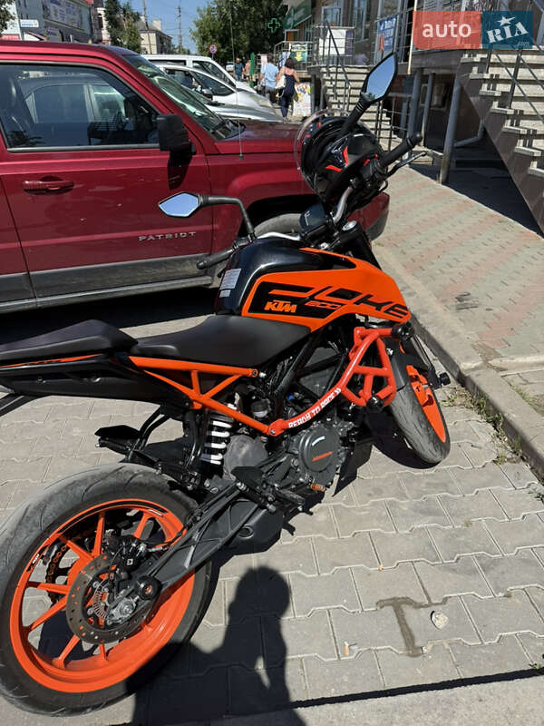 Мотоцикл Без обтекателей (Naked bike) KTM 200 2020 в Кельменцах фото 24 Мотоцикл Без обтекателей (Naked bike) KTM 200 2020 в Кельменцах