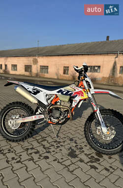 Мотоцикл Кросс KTM 350 EXC-F 2023 в 