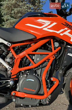 Мотоцикл Без обтікачів (Naked bike) KTM 390 Duke 2018 в 