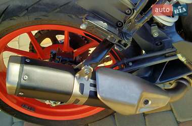 Мотоцикл Без обтекателей (Naked bike) KTM 390 Duke 2020 в 