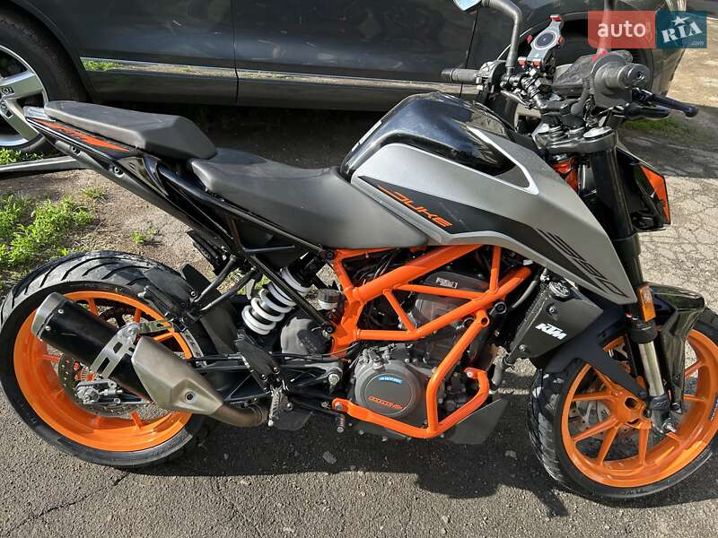 Мотоцикл Многоцелевой (All-round) KTM 390 Duke 2021 в 