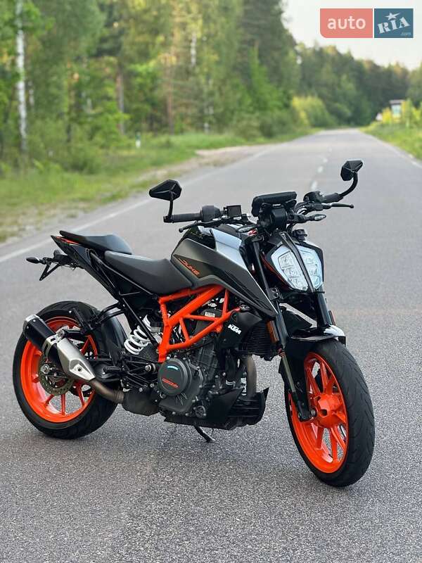 KTM 390 Duke 2021