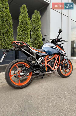 Мотоцикл Без обтекателей (Naked bike) KTM 390 Duke 2024 в 