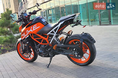 Мотоцикл Без обтекателей (Naked bike) KTM 390 Duke 2018 в 