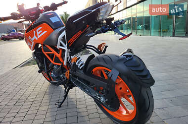 Мотоцикл Без обтекателей (Naked bike) KTM 390 Duke 2018 в 