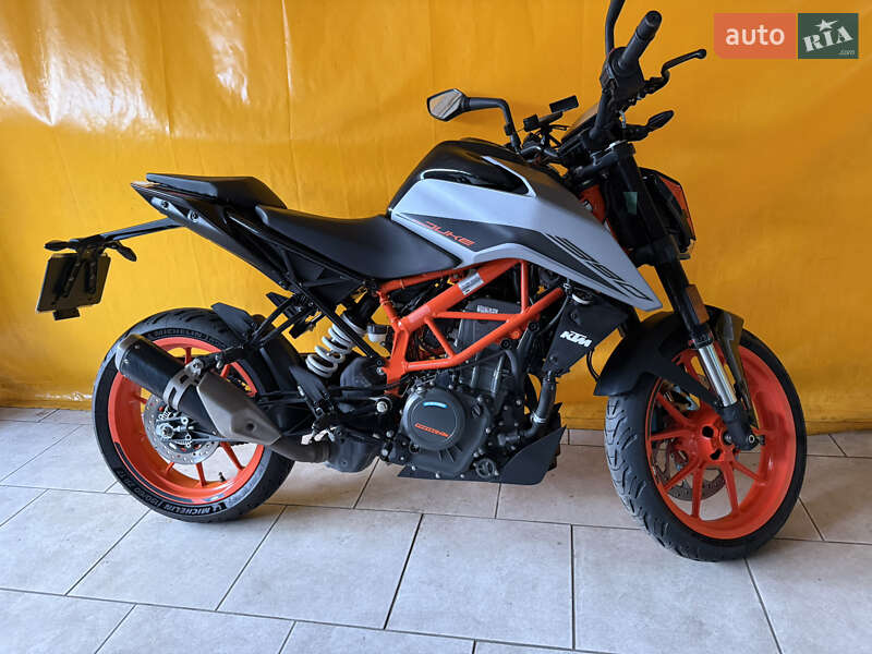 KTM 390 Duke 2021