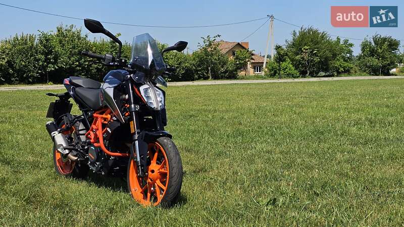 KTM 390 Duke 2021