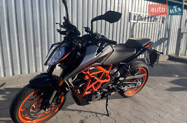 Мотоцикл Без обтекателей (Naked bike) KTM 390 Duke 2021 в 