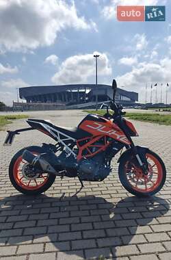 Мотоцикл Без обтекателей (Naked bike) KTM 390 Duke 2020 в 
