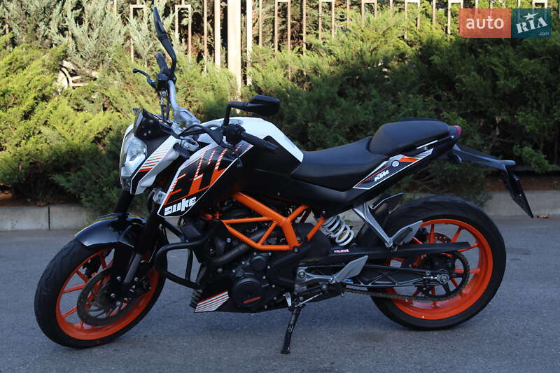 Мотоцикл Без обтекателей (Naked bike) KTM 390 Duke 2015 в Харькове
