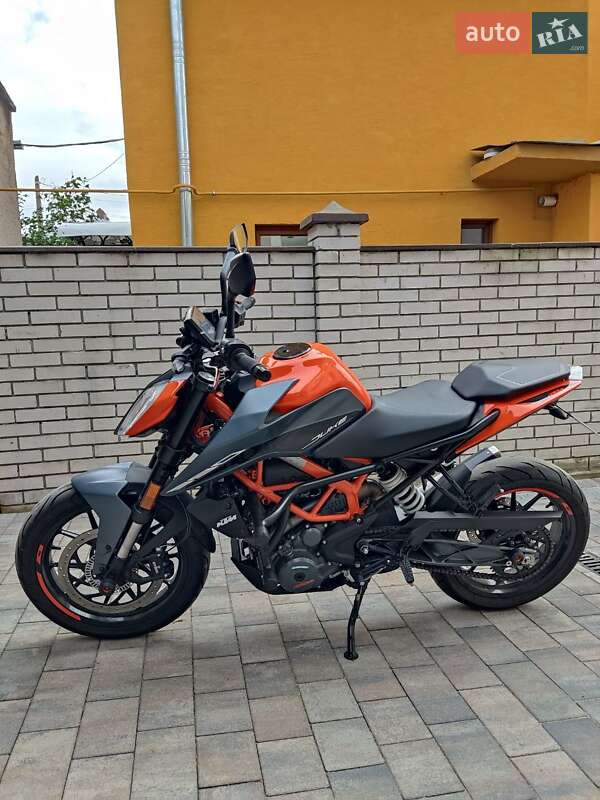 KTM 390 Duke 2023 KTM 390 Duke 2023