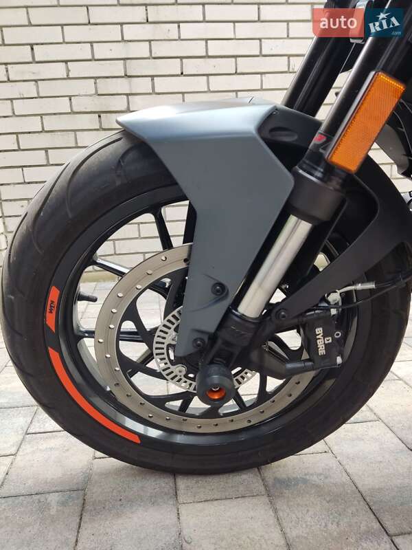 Мотоцикл Без обтекателей (Naked bike) KTM 390 Duke 2023 в Львове фото 13 Мотоцикл Без обтекателей (Naked bike) KTM 390 Duke 2023 в Львове