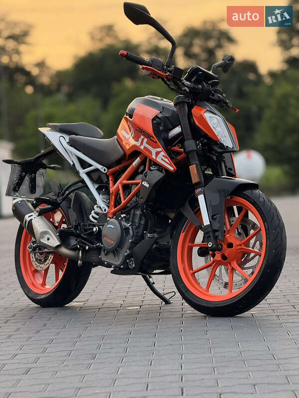 KTM 390 Duke 2021