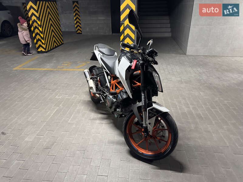 Мотоцикл Без обтекателей (Naked bike) KTM 390 Duke 2020 в Киеве фото 12 Мотоцикл Без обтекателей (Naked bike) KTM 390 Duke 2020 в Киеве