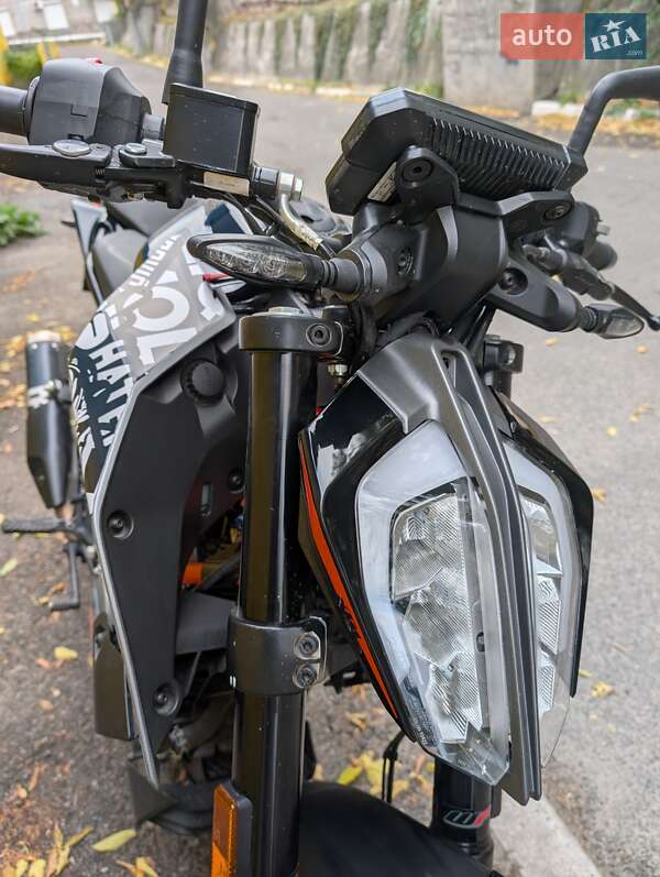 Мотоцикл Без обтекателей (Naked bike) KTM 390 Duke 2021 в Днепре