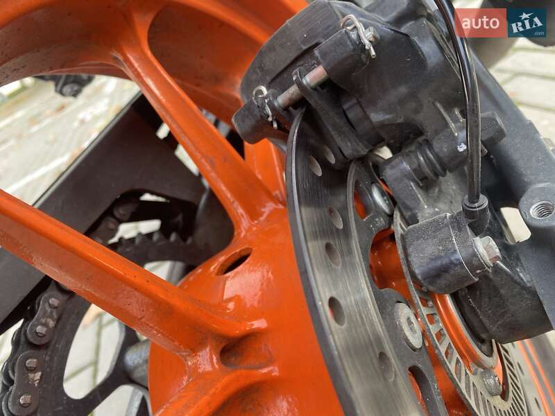 Мотоцикл Без обтекателей (Naked bike) KTM 390 Duke 2021 в Киеве фото 16 Мотоцикл Без обтекателей (Naked bike) KTM 390 Duke 2021 в Киеве