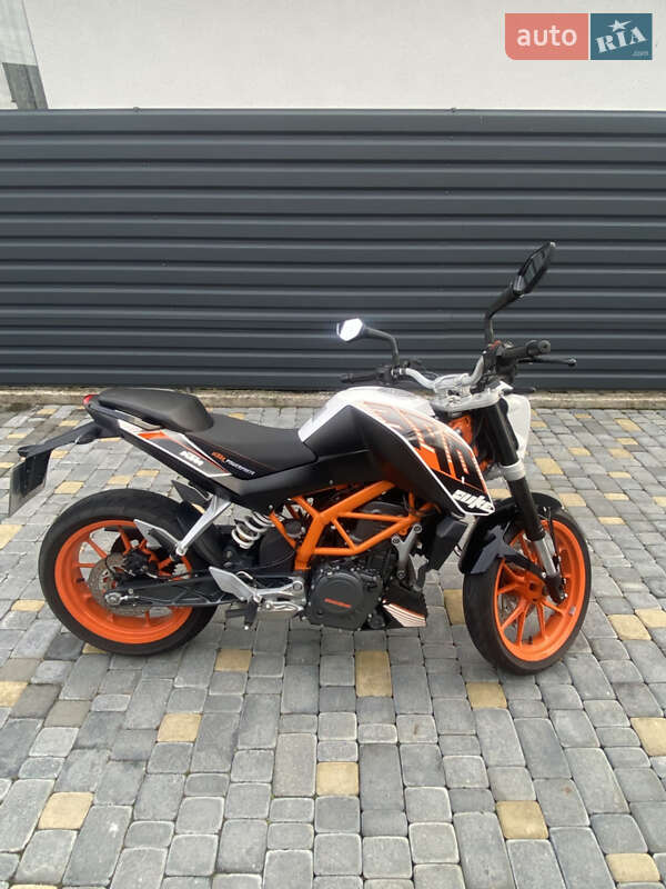 Мотоцикл Без обтекателей (Naked bike) KTM 390 Duke 2014 в Вараше
