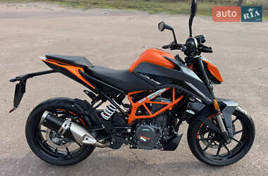 Мотоцикл Без обтекателей (Naked bike) KTM 390 Duke 2023 в Сновске
