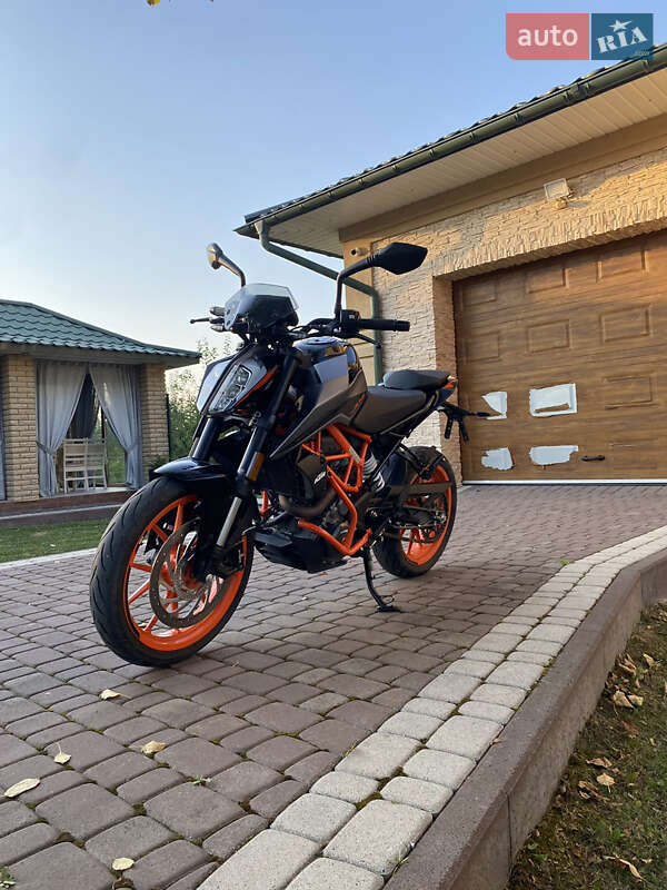 Мотоцикл Без обтікачів (Naked bike) KTM 390 Duke 2021 в Чернівцях