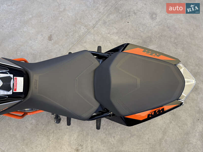 Мотоцикл Без обтікачів (Naked bike) KTM 390 Duke 2021 в Чернівцях