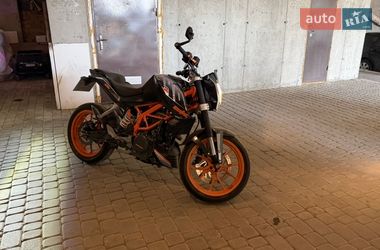 Мотоцикл Без обтікачів (Naked bike) KTM 390 Duke 2015 в Львові